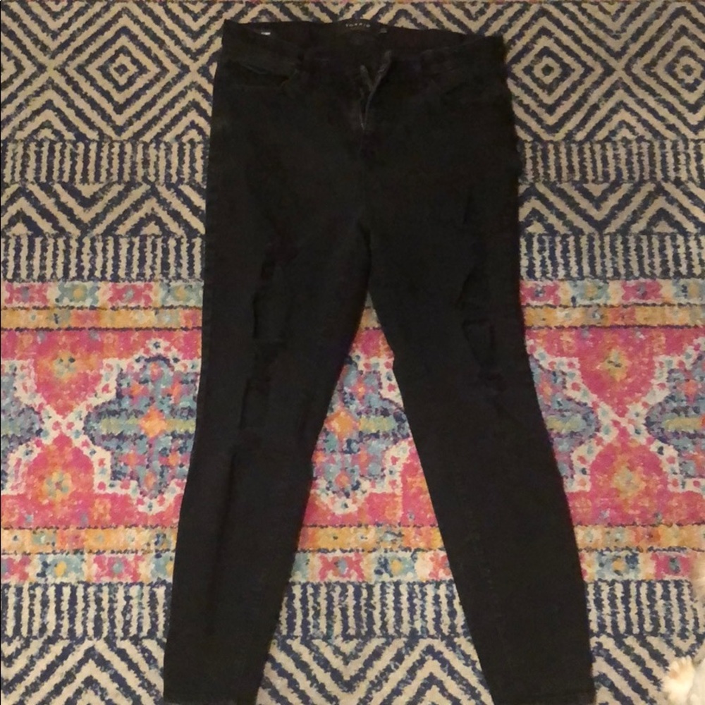 TORRID Sky-high Skinny Ripped 18T